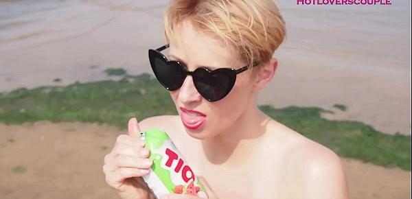 Horny MILF Gives Blowjob Lessons Sucking Ice Cream